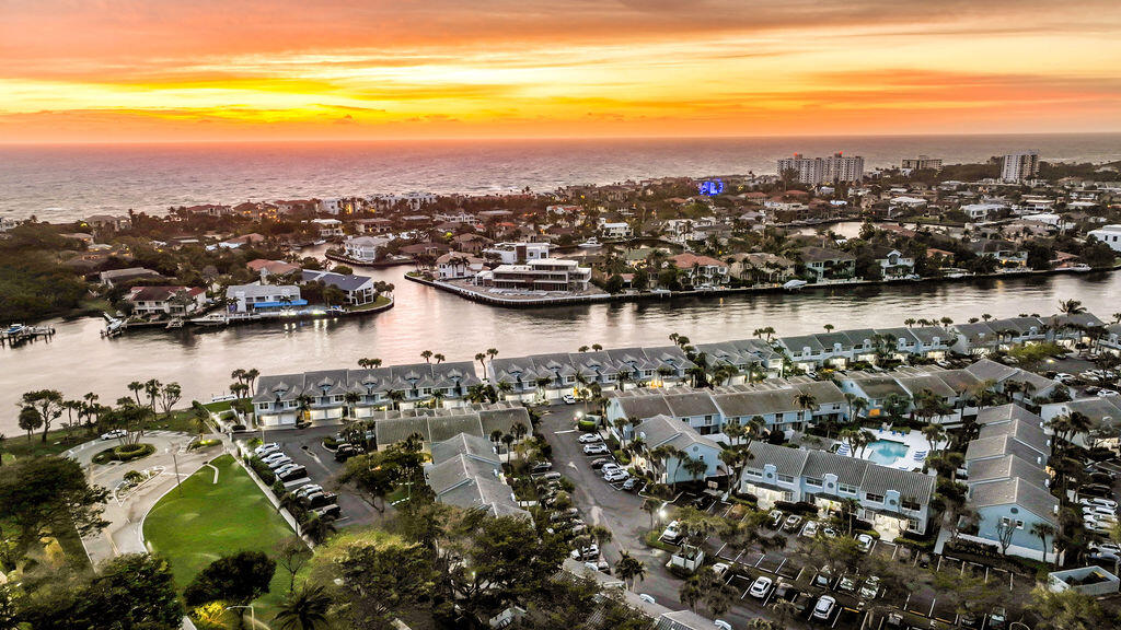 1038 Jeffery Street Boca Raton, FL 33487 - Photo 44 of 47 a view of a city