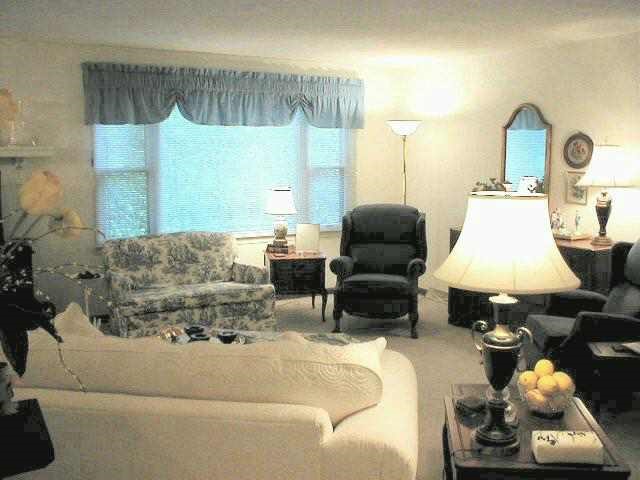 1355 Ridgefield Road Freeport, IL 61032 - Photo 3 of 9 Gallery Image 3