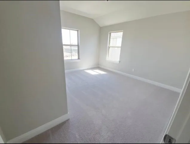 $2,300 | 169 Cascata Way, Liberty Hill, TX 78642