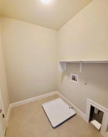 $2,300 | 169 Cascata Way, Liberty Hill, TX 78642