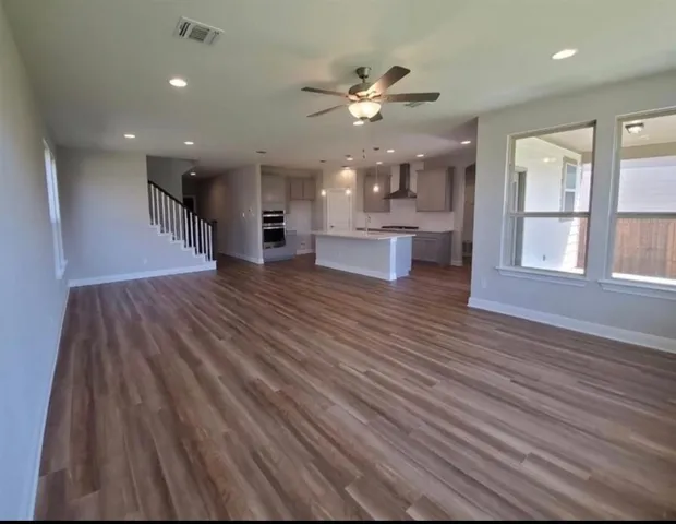 $2,300 | 169 Cascata Way, Liberty Hill, TX 78642