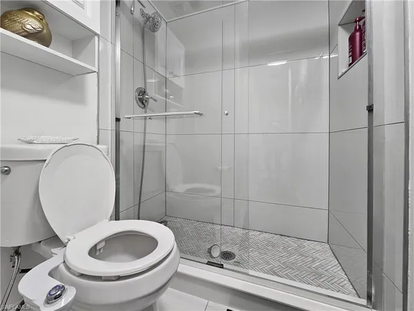 $2,800 | 1700 Pine Valley Drive, Unit 118, Fort Myers, FL 33907