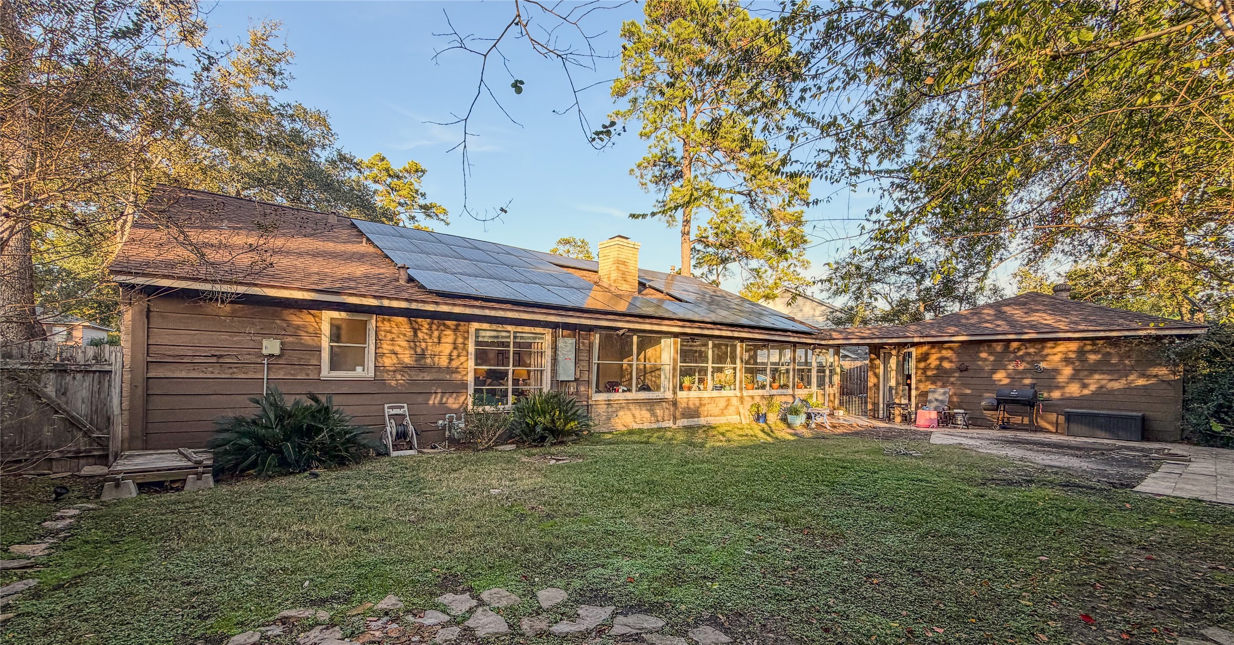 4023 Oxhill Road Spring, TX 77388 - Photo 6 of 18 a view front of house with yard and green space