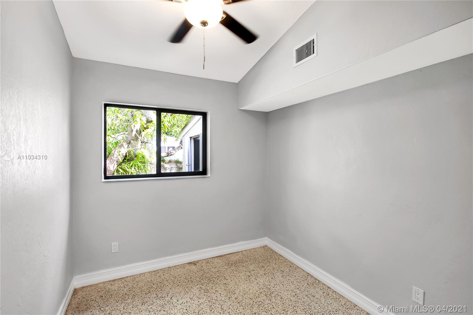 2915 Northwest 68th Street Miami, FL 33147 - Photo 17 of 33