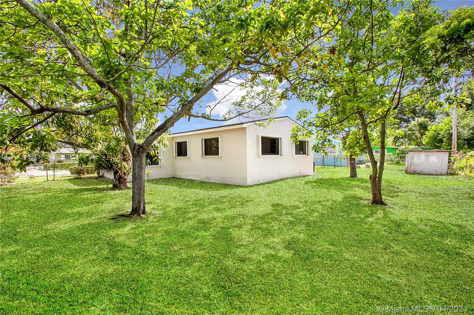 2915 Northwest 68th Street Miami, FL 33147 - Photo 22 of 33