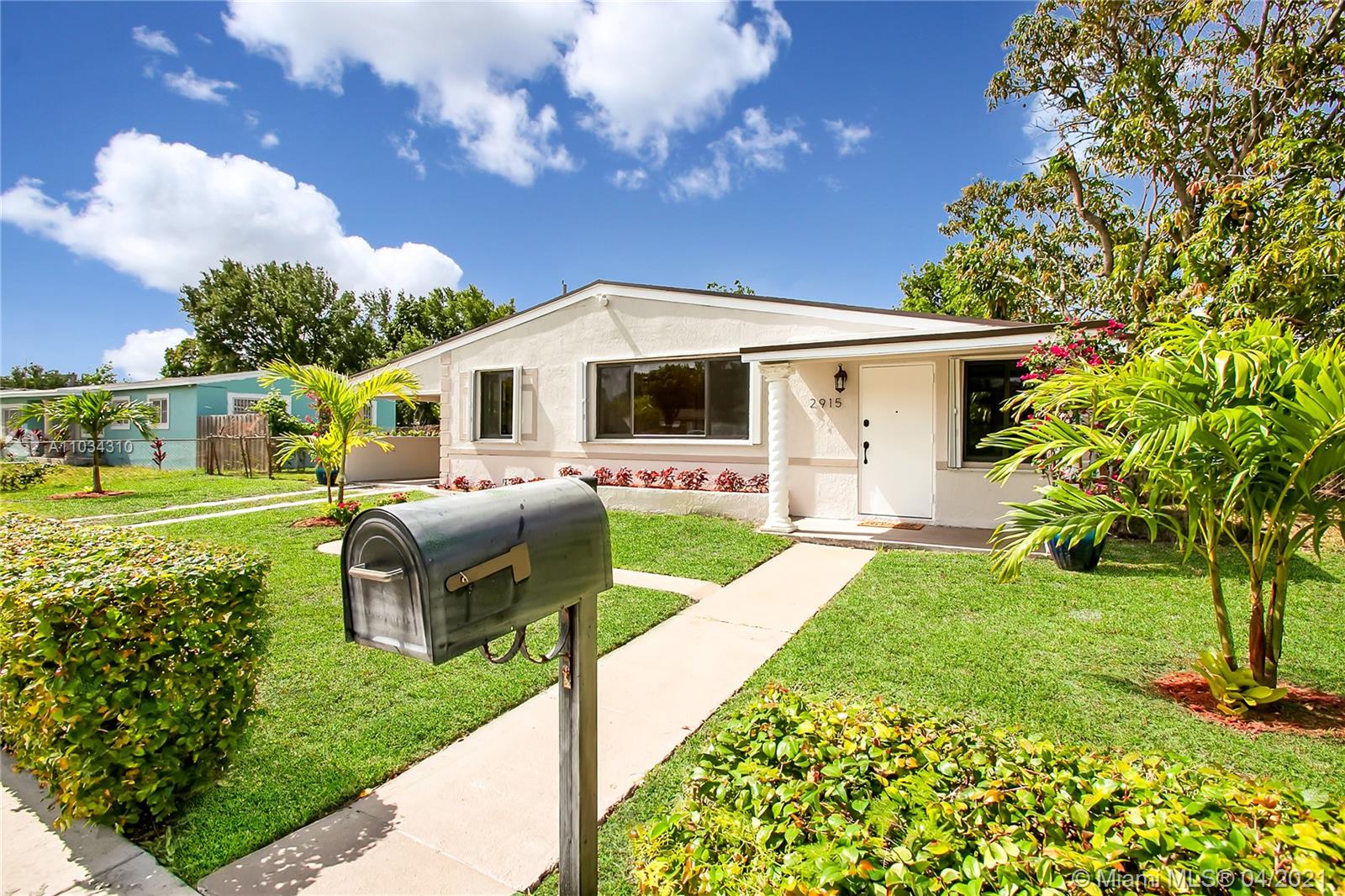 2915 Northwest 68th Street Miami, FL 33147 - Photo 4 of 33