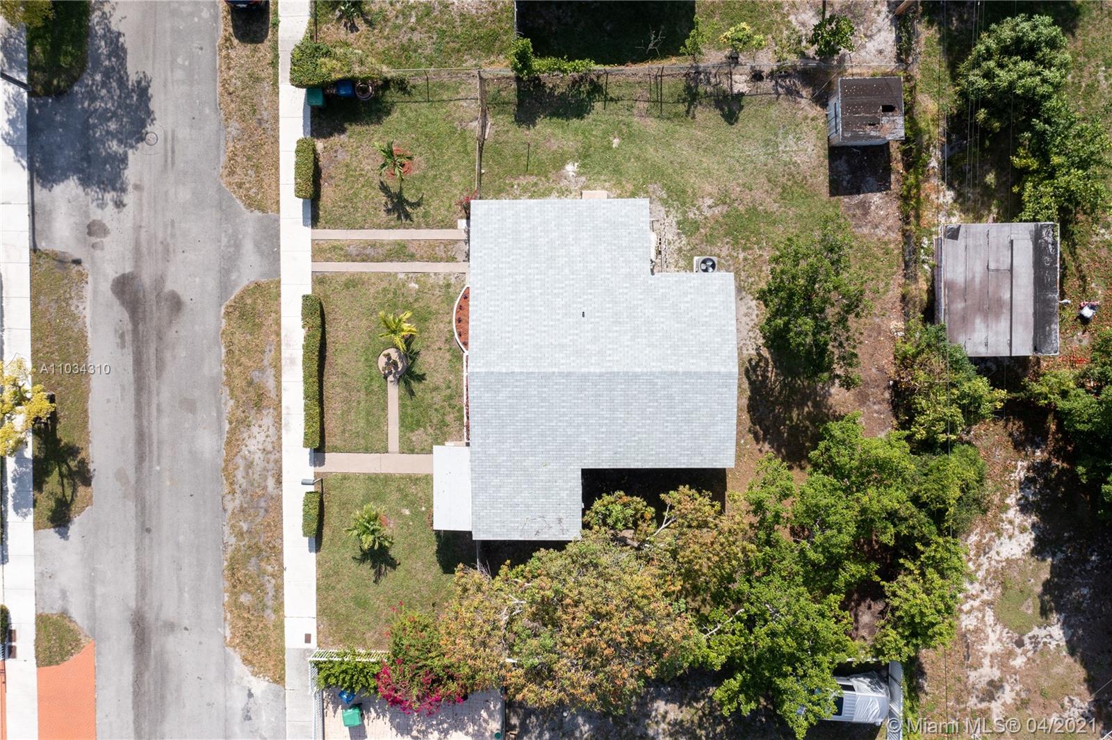 2915 Northwest 68th Street Miami, FL 33147 - Photo 32 of 33