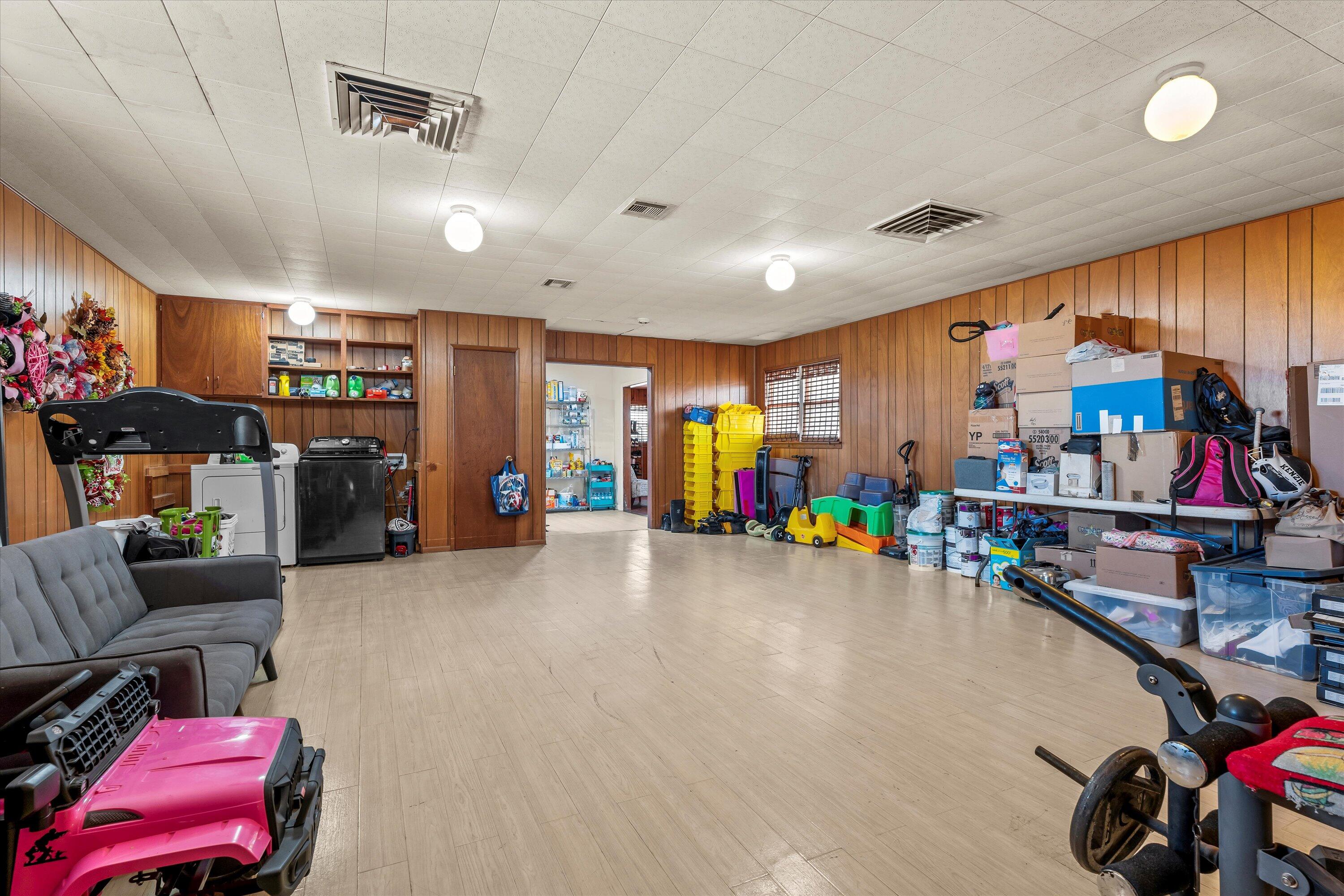 1601 Smith Street Littlefield, TX 79339 - Photo 28 of 32 a view of a room with gym equipment
