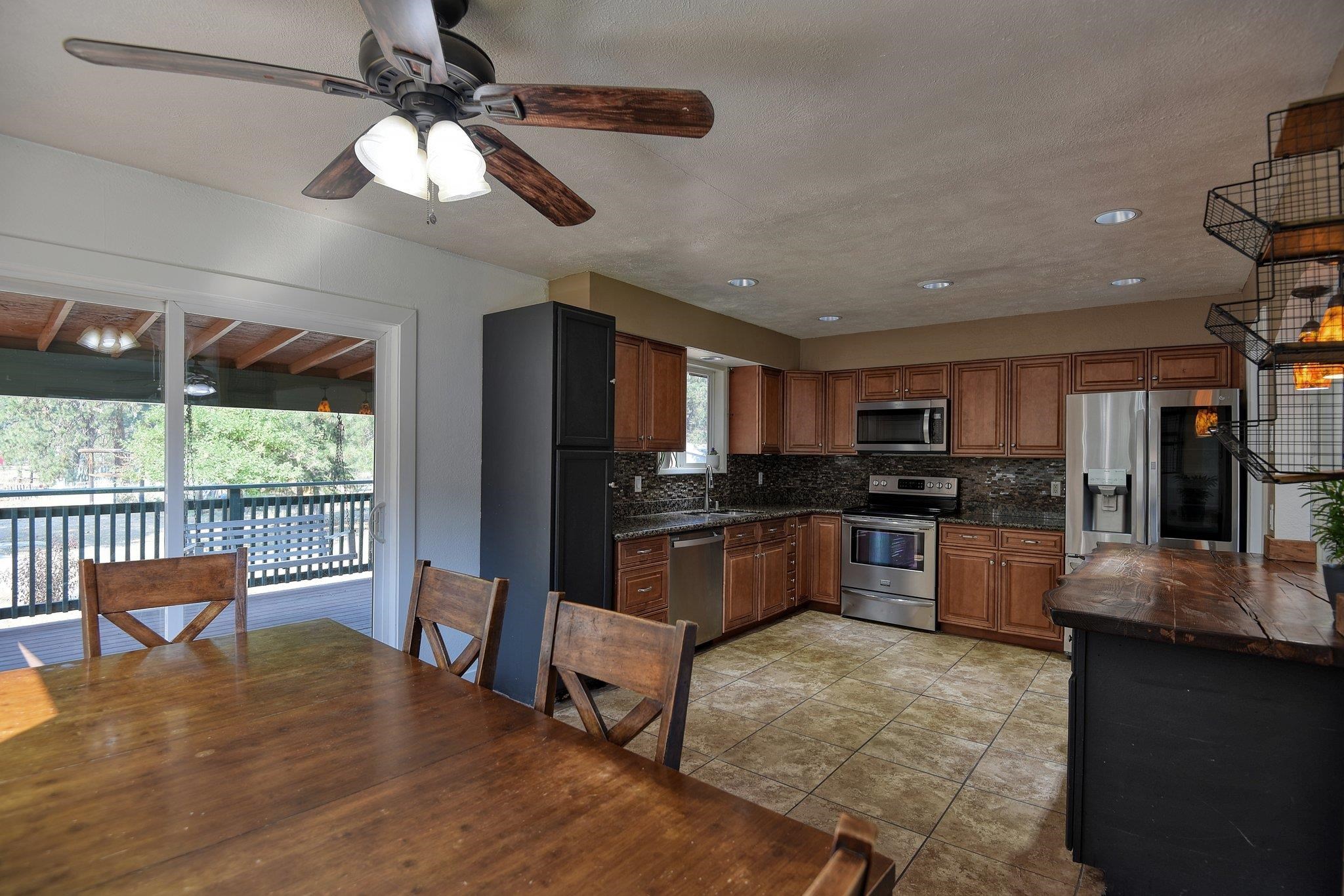 20407 North Newport Road Colbert, WA 99005 - Photo 5 of 39
