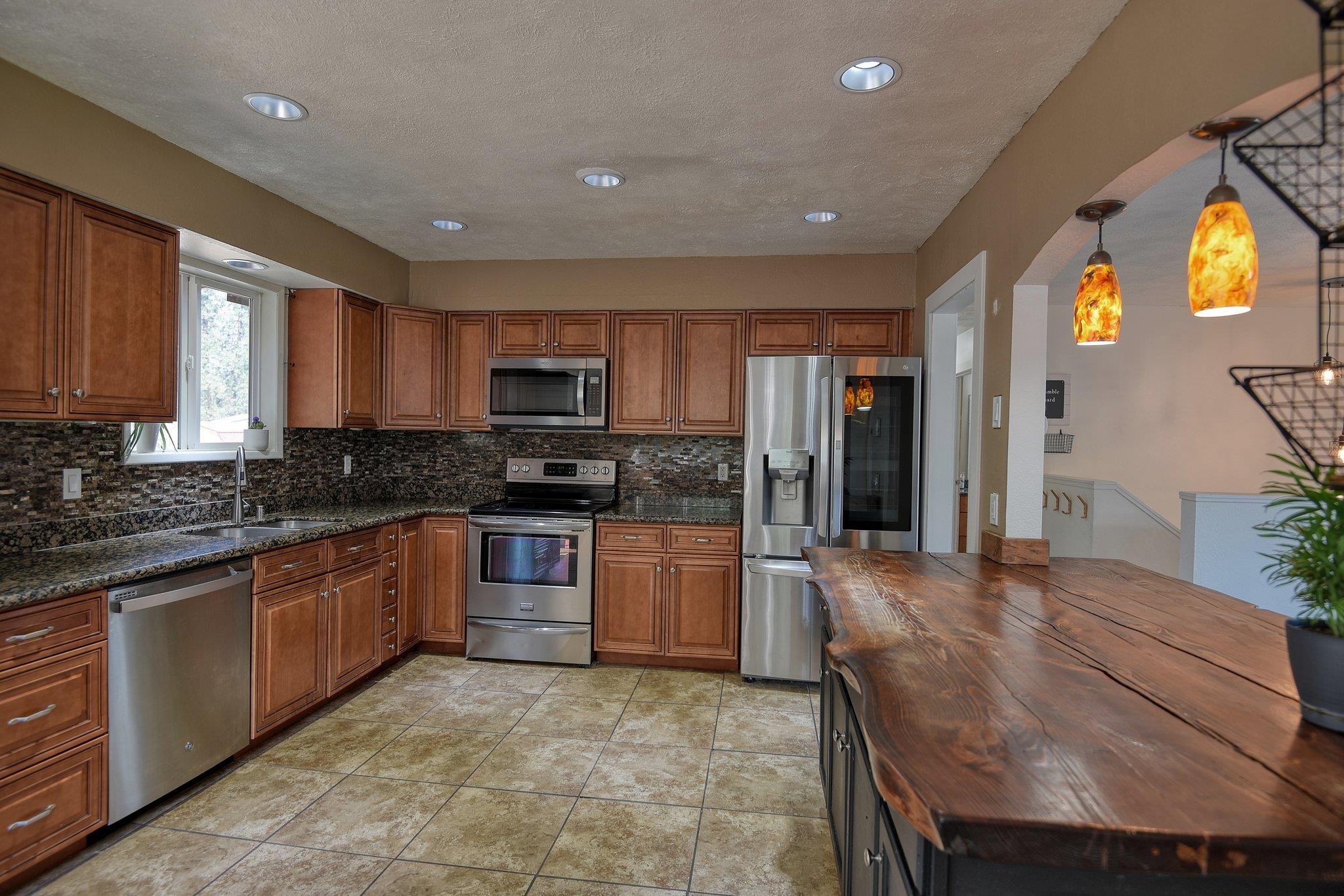 20407 North Newport Road Colbert, WA 99005 - Photo 6 of 39