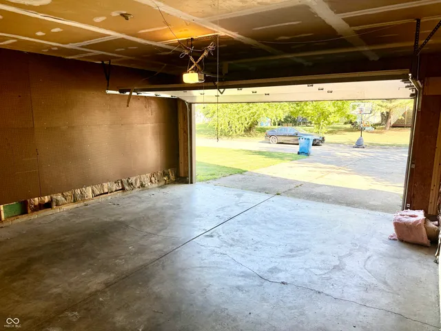 $259,900 | 8311 Stacy Lynn Court, Indianapolis, IN 46231