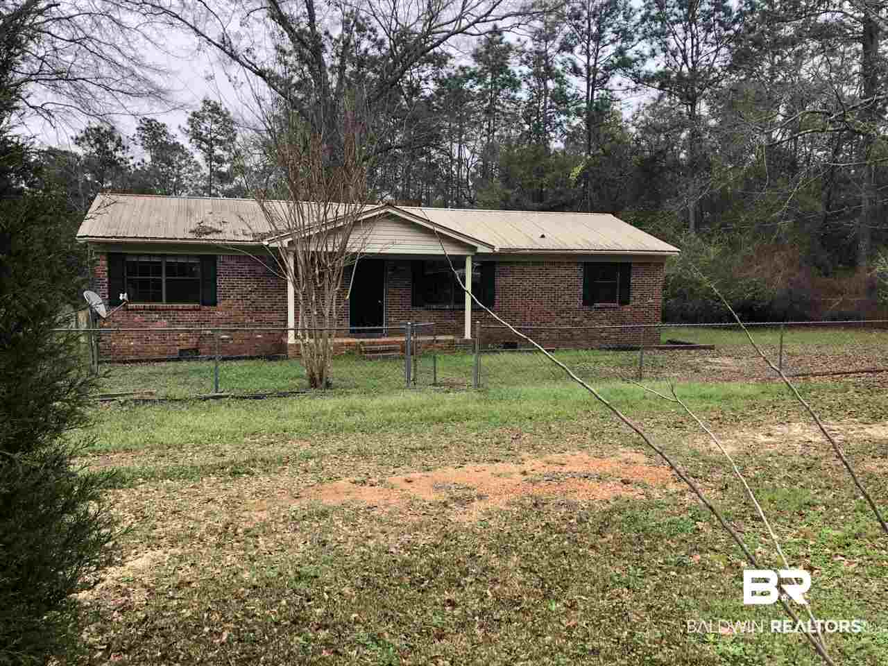 467 Ren Road Castleberry, AL 36432 - Photo 2 of 11 Front of House