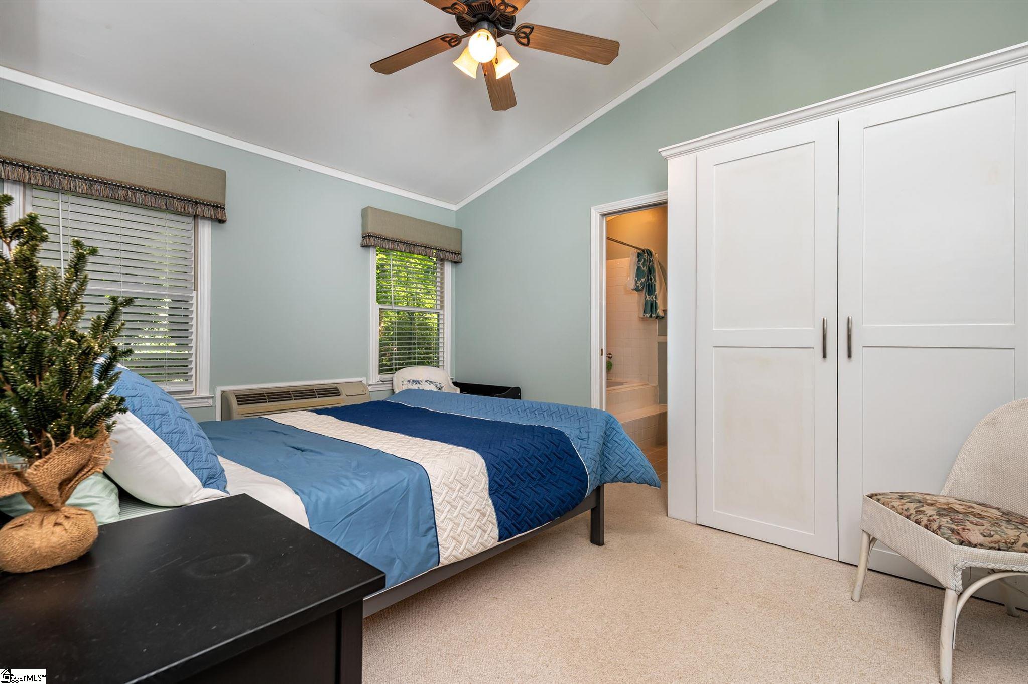 404 Rock Creek Road Clemson, SC 29631 - Photo 16 of 33 Gallery Image 16