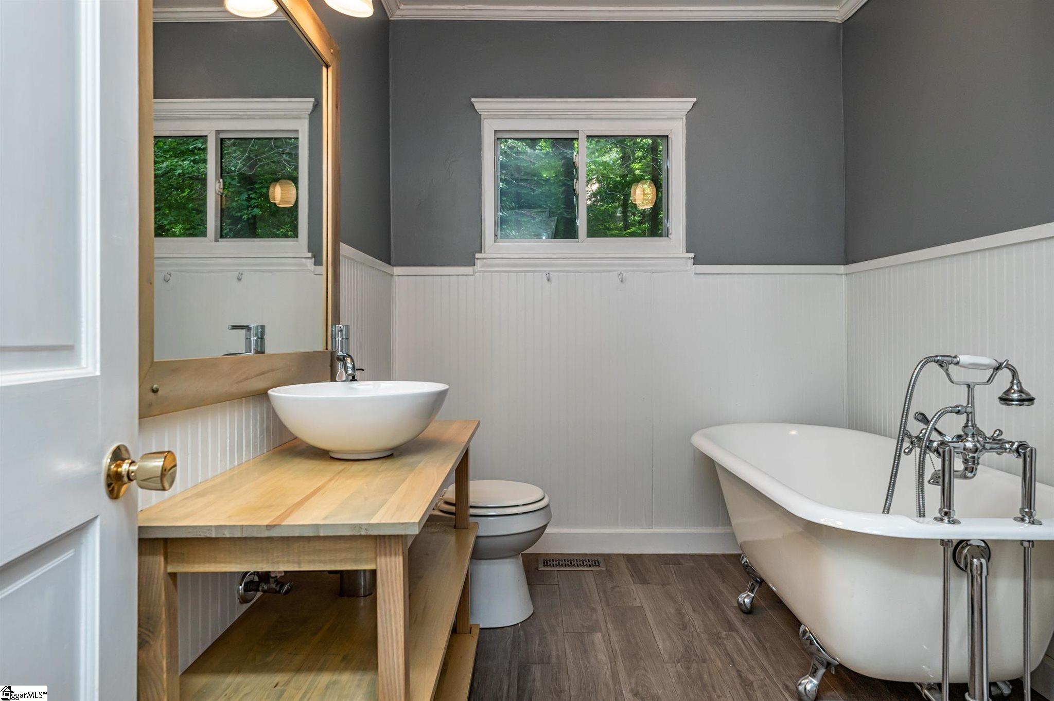 404 Rock Creek Road Clemson, SC 29631 - Photo 23 of 33 Gallery Image 23