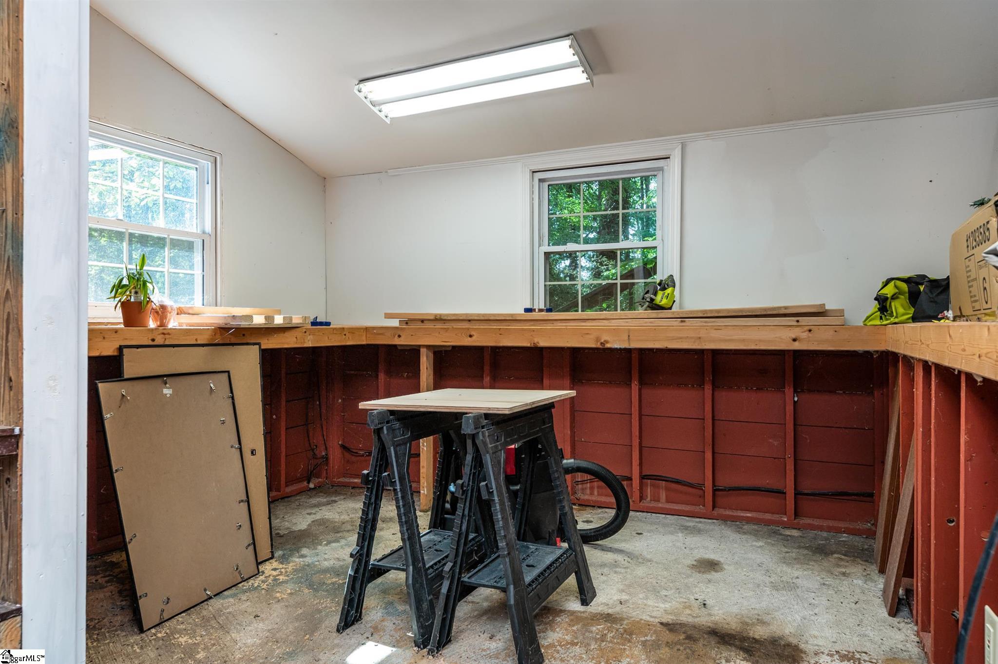 404 Rock Creek Road Clemson, SC 29631 - Photo 29 of 33 Gallery Image 29