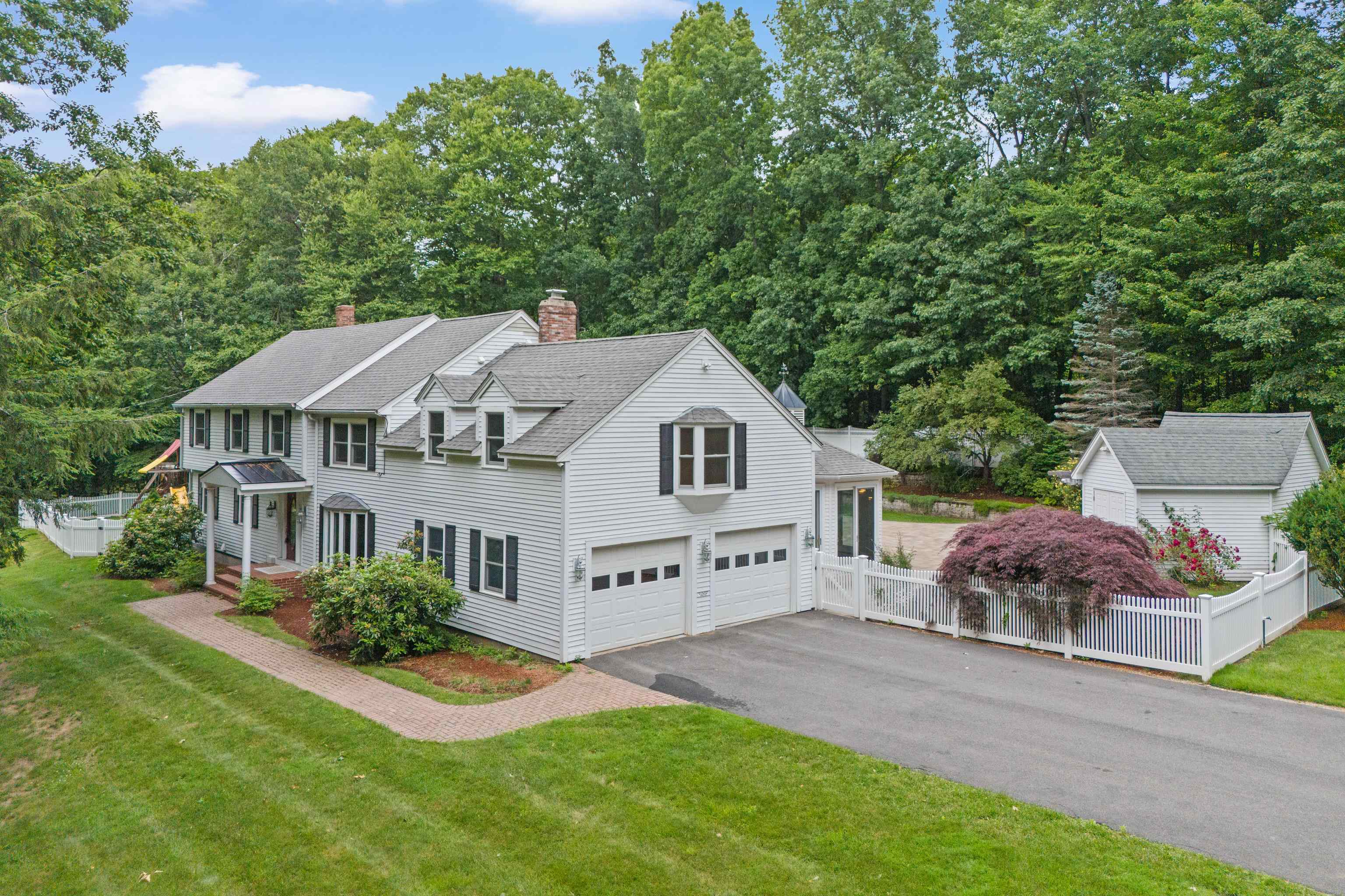 2 Cummings Road Merrimack, NH 03054 - Photo 1 of 56