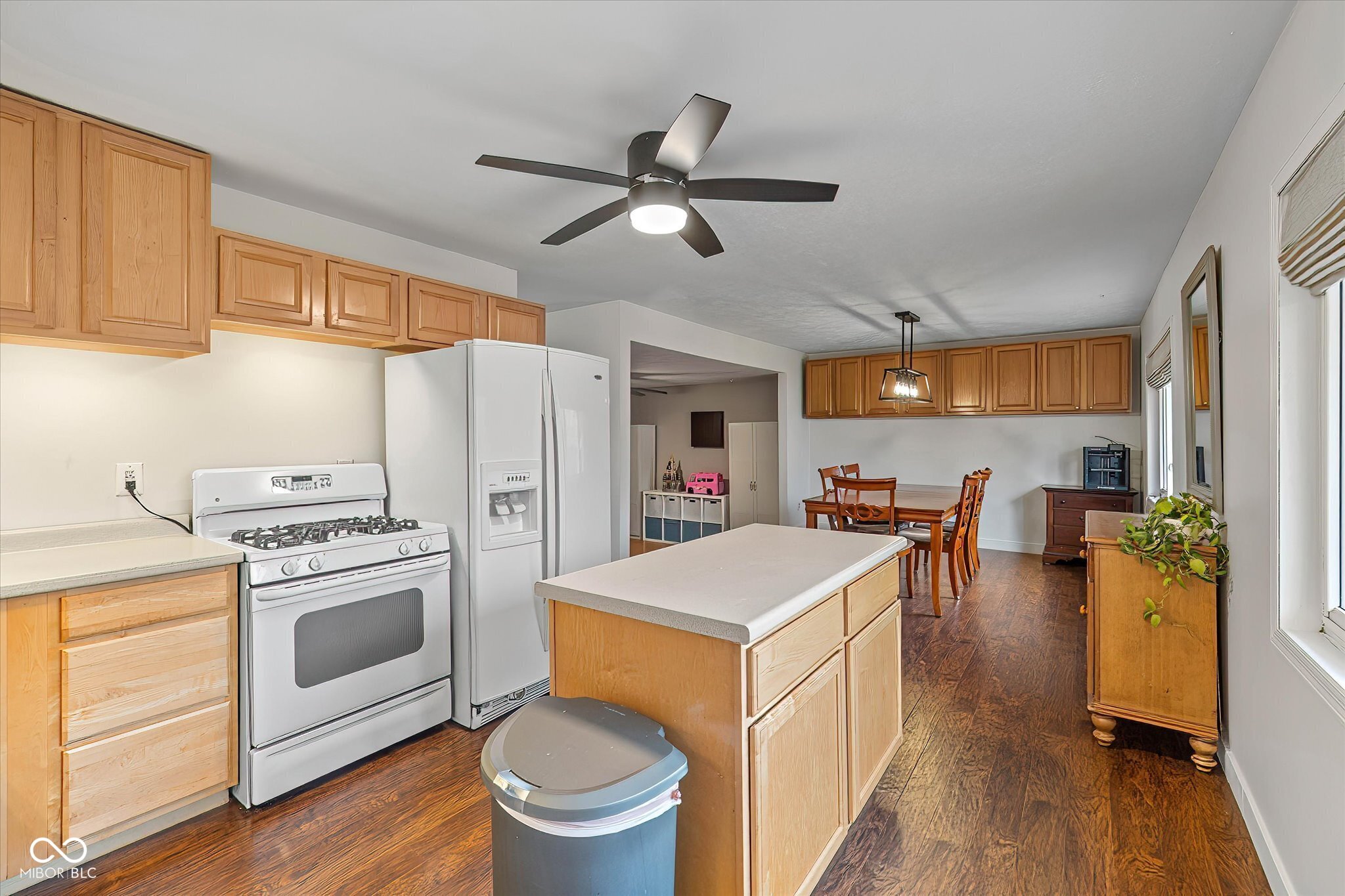 41 Wagon Road Bargersville, IN 46106 - Photo 9 of 25