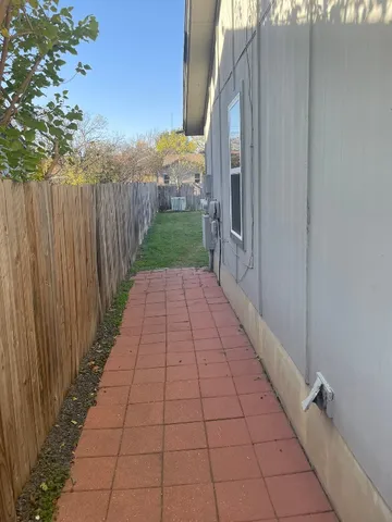 $1,650 | 8801 Pineridge Drive, Unit A, Austin, TX 78729