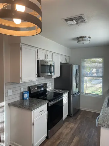 $1,650 | 8801 Pineridge Drive, Unit A, Austin, TX 78729