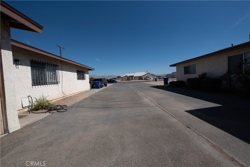 12212 Kiowa Road, Unit 4 Apple Valley, CA 92308 - Photo 1 of 13