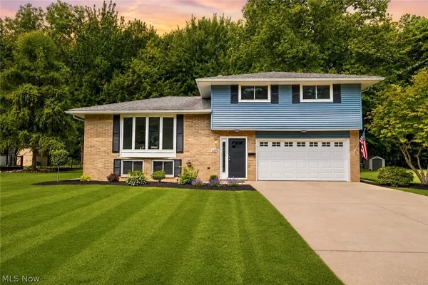 $324,900 | 6396 Meldon Drive, Mentor, OH 44060