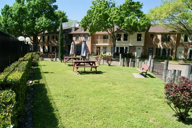 $1,695 | 5801 Lumberdale Road, Unit 166, Houston, TX 77092