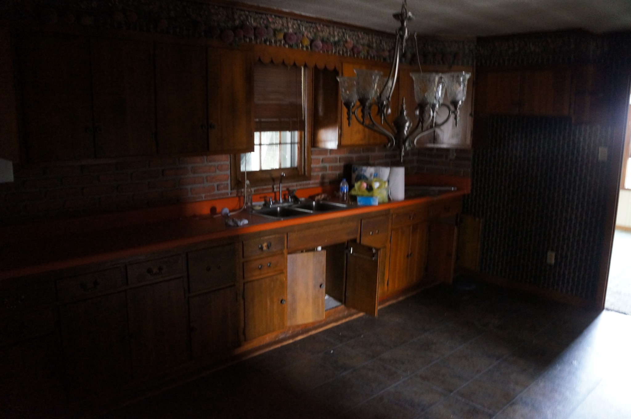 500 Shuler Branch Road Ethridge, TN 38456 - Photo 22 of 27 a kitchen with stainless steel appliances a sink dishwasher a stove and a refrigerator