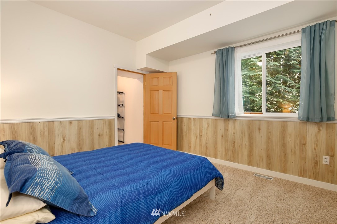 17733 Southeast 110th Street Renton, WA 98059 - Photo 25 of 35