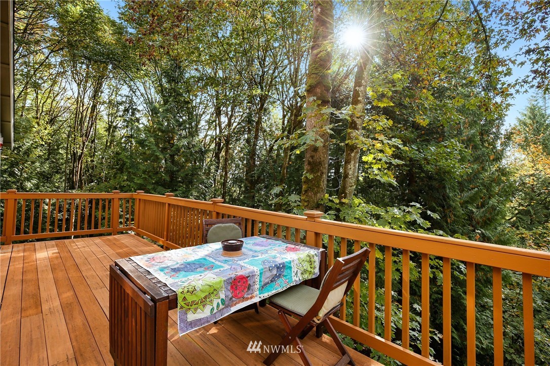 17733 Southeast 110th Street Renton, WA 98059 - Photo 7 of 35