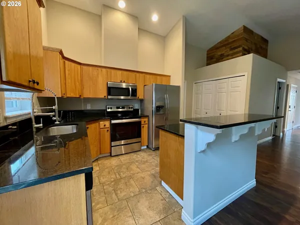 $469,950 | 38859 Jerger Street, Sandy, OR 97055