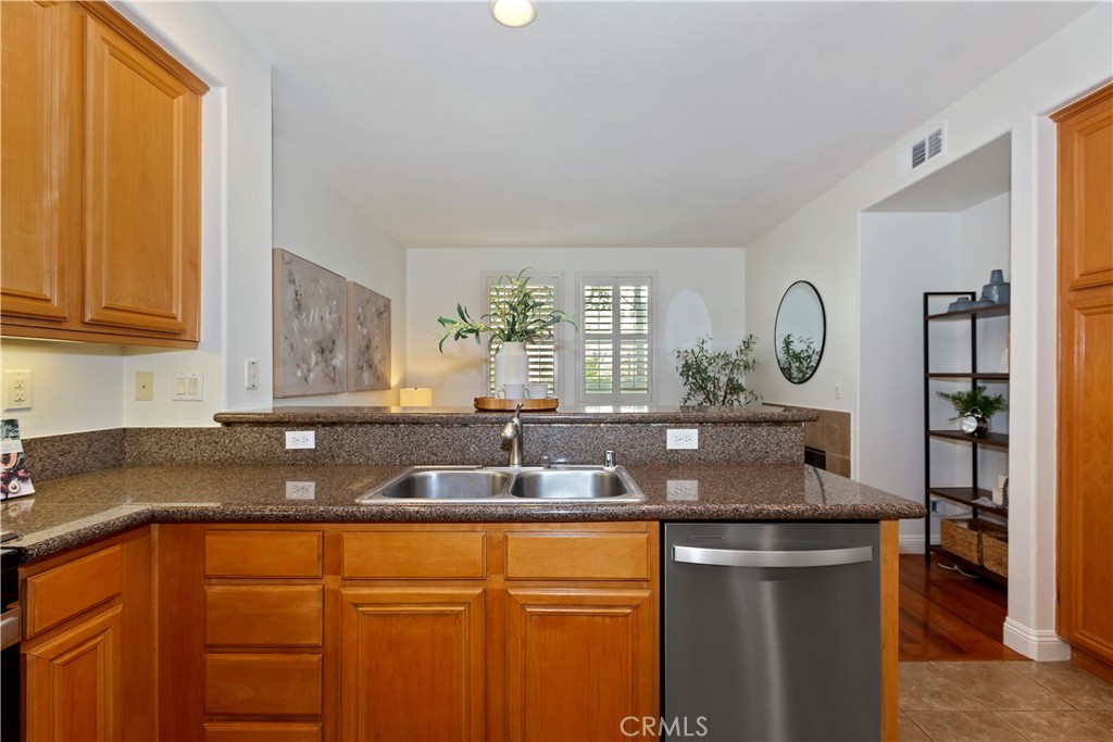 7733 Hess Place, Unit 2 Rancho Cucamonga, CA 91739 - Photo 14 of 35