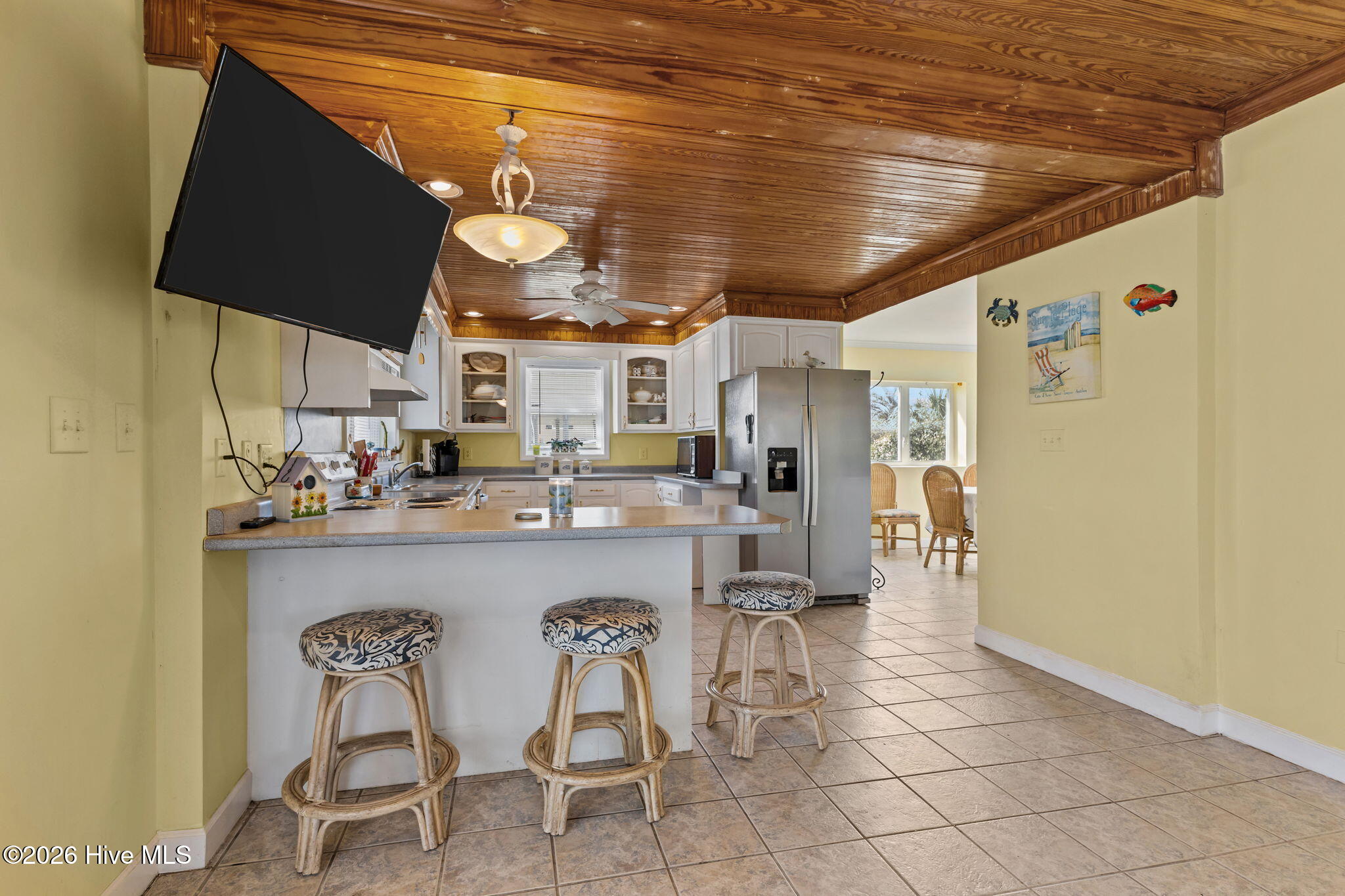319 Old Causeway Road Atlantic Beach, NC 28512 - Photo 12 of 45 Kitchen