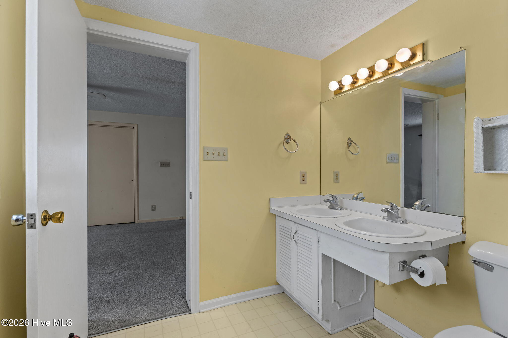 319 Old Causeway Road Atlantic Beach, NC 28512 - Photo 18 of 45 Bathroom 1