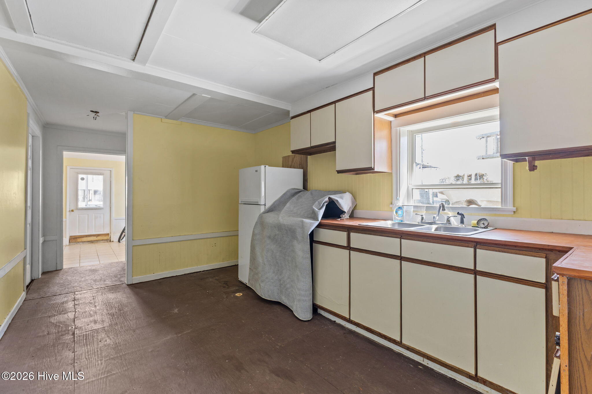 319 Old Causeway Road Atlantic Beach, NC 28512 - Photo 37 of 45 Kitchen in Workshop