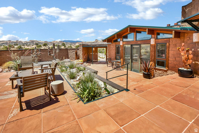 3995 South Desert Grave Road Torrey, UT 84775 - Photo 8 of 95 Courtyard