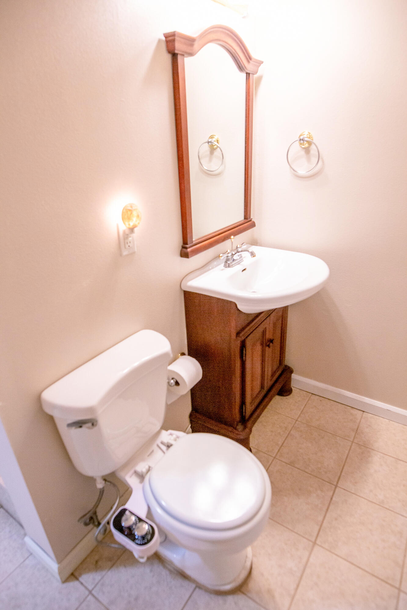 6620 Scottsbluff Road Klamath Falls, OR 97601 - Photo 28 of 51 Bathroom with bidet