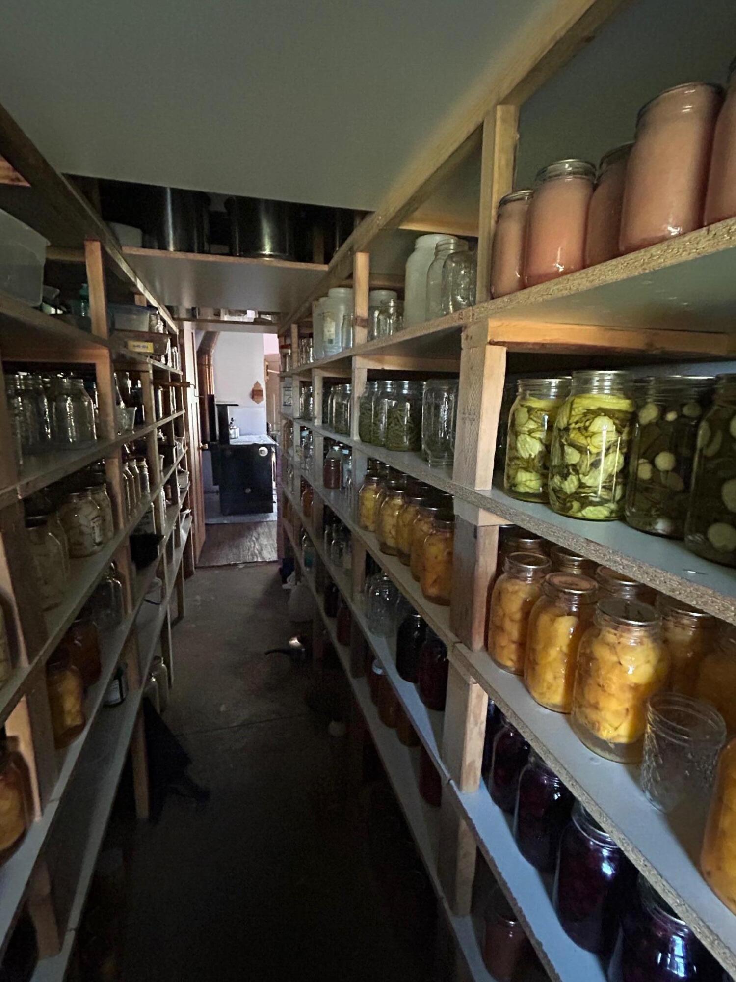 7892 West Remus Road Remus, MI 49340 - Photo 11 of 34 IMG_8058