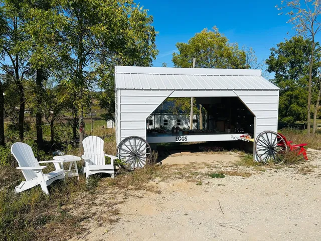 $180,000 | 7982 West Remus Road, Remus, MI 49340