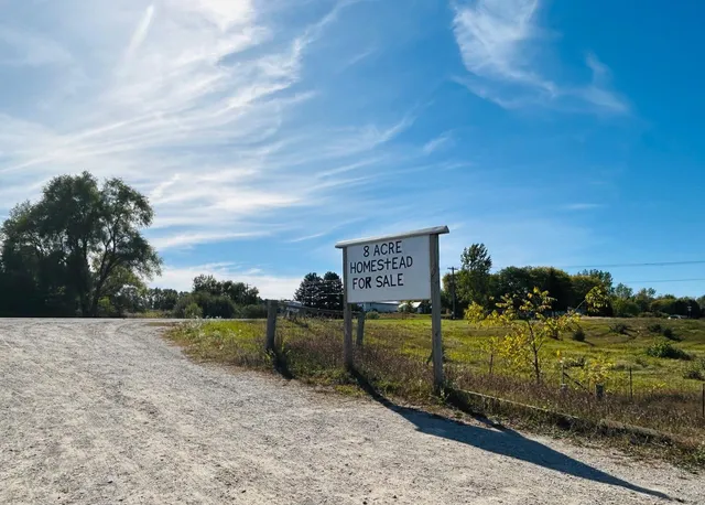 $180,000 | 7982 West Remus Road, Remus, MI 49340