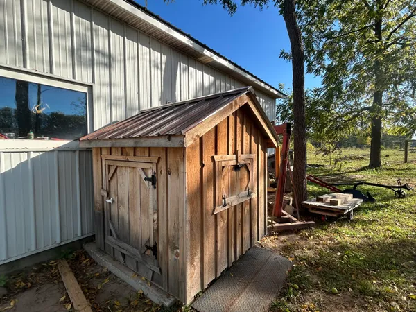 $175,000 | 7892 West Remus Road, Remus, MI 49340