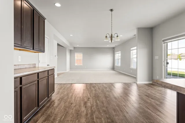 $385,000 | 9308 Foudray Circle North, Avon, IN 46123