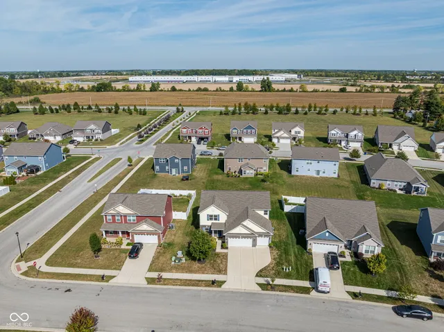 $385,000 | 9308 Foudray Circle North, Avon, IN 46123