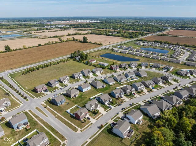 $385,000 | 9308 Foudray Circle North, Avon, IN 46123