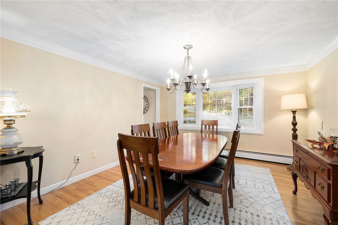 672 Plainfield Pike Scituate, RI 02857 - Photo 11 of 39