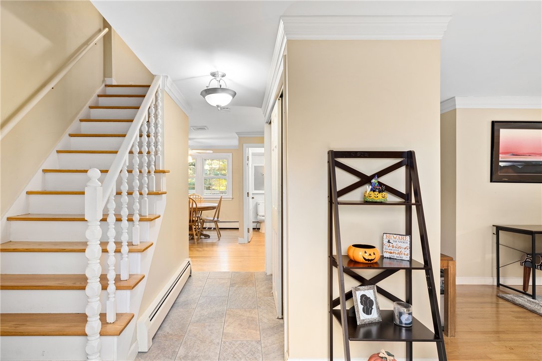 672 Plainfield Pike Scituate, RI 02857 - Photo 17 of 39