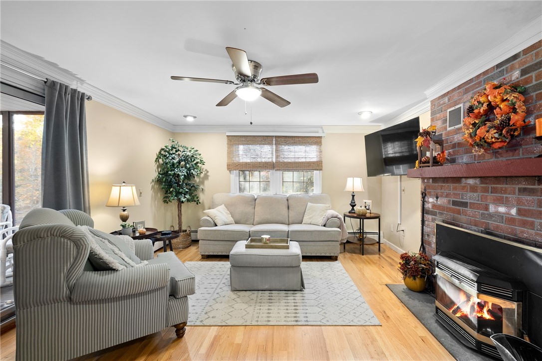 672 Plainfield Pike Scituate, RI 02857 - Photo 19 of 39