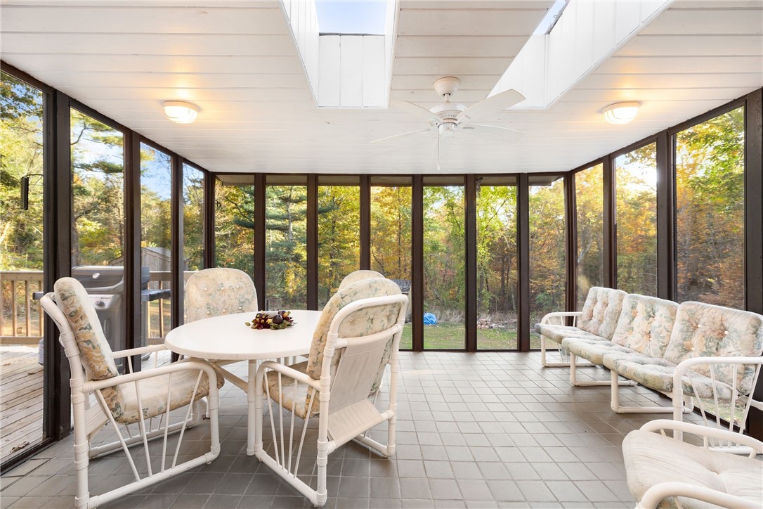 672 Plainfield Pike Scituate, RI 02857 - Photo 22 of 39