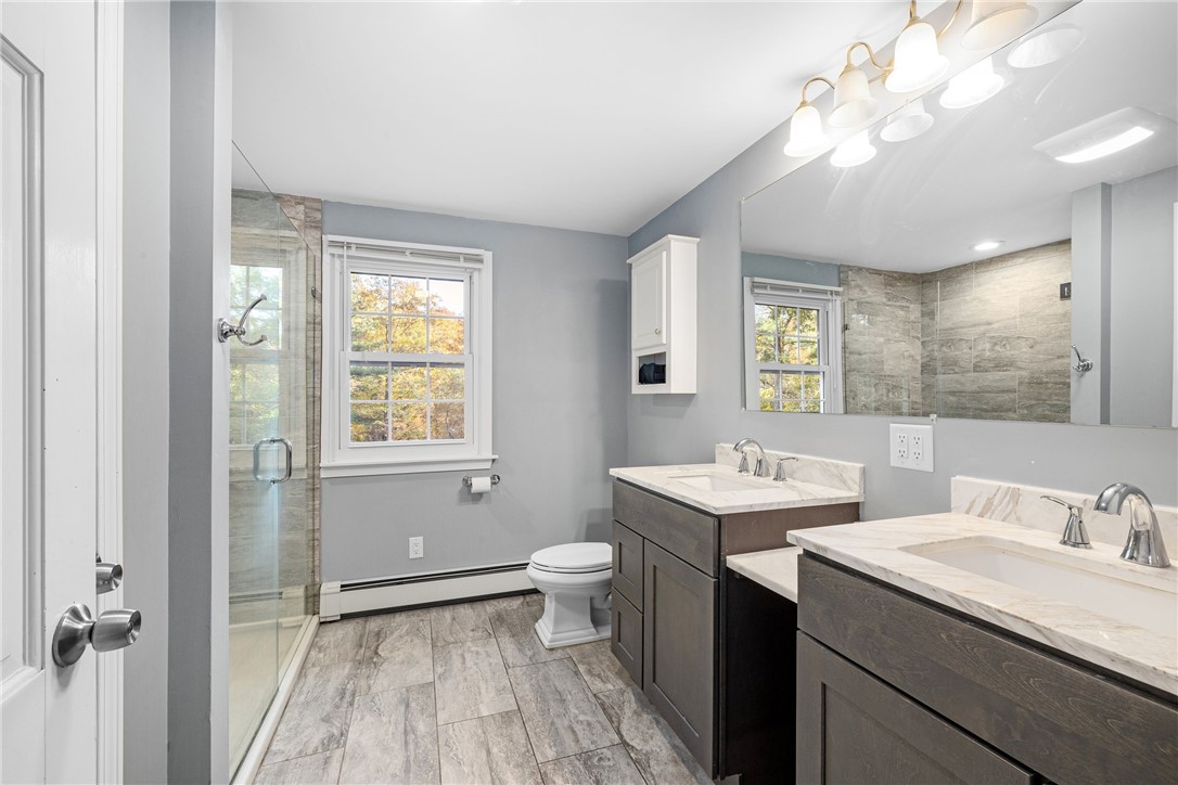 672 Plainfield Pike Scituate, RI 02857 - Photo 23 of 39