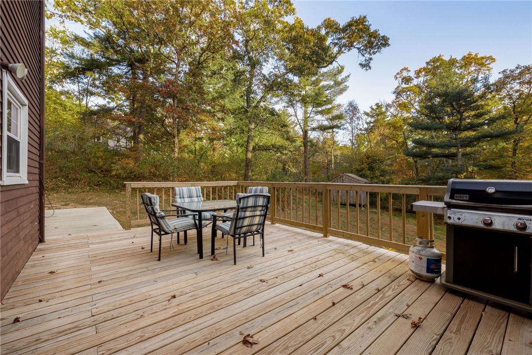 672 Plainfield Pike Scituate, RI 02857 - Photo 31 of 39