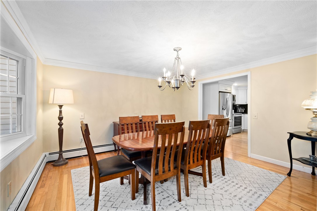 672 Plainfield Pike Scituate, RI 02857 - Photo 9 of 39